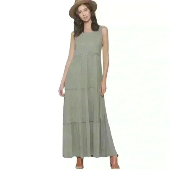 NWT Sleeveless Cutout Back Maxi Olive Dress - Picture 4 of 5